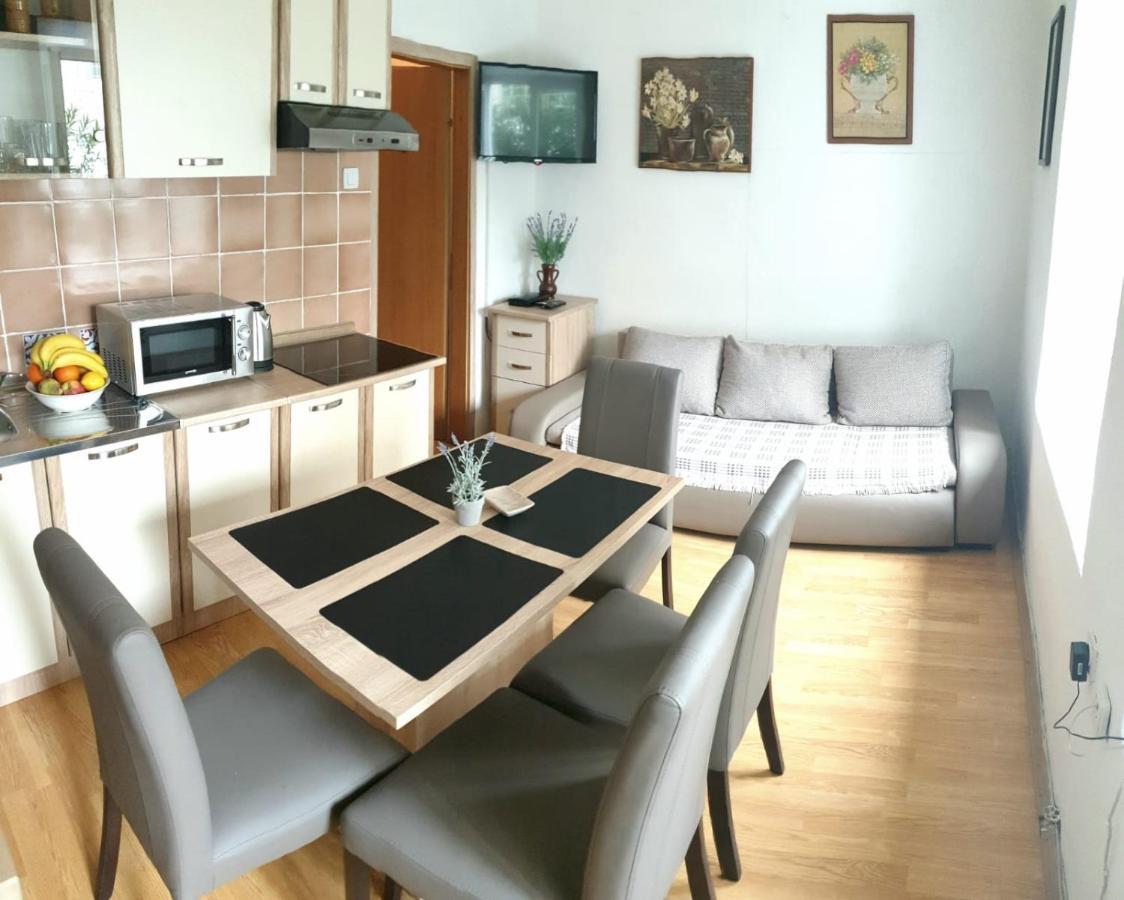 Marija Magdalena Apartment Split Exterior photo